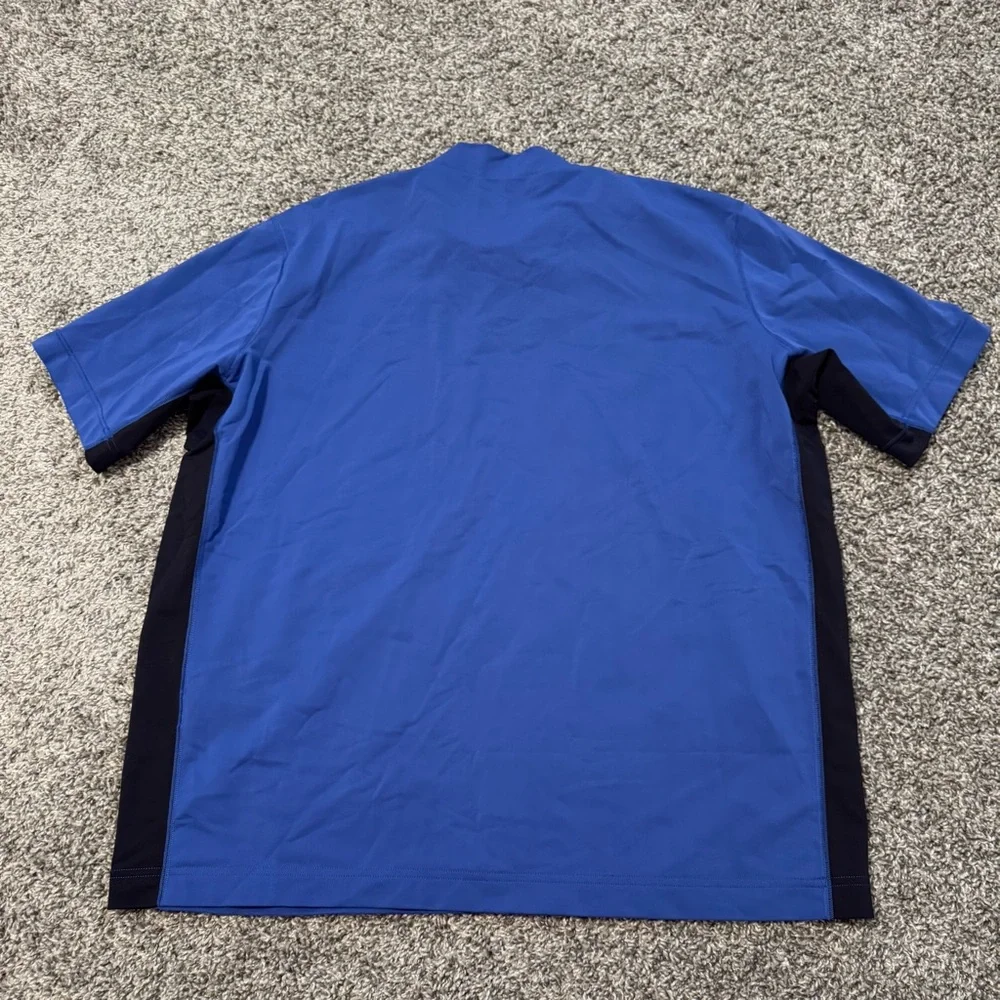 Lands’ End Rash Guard - Picture 3 of 3